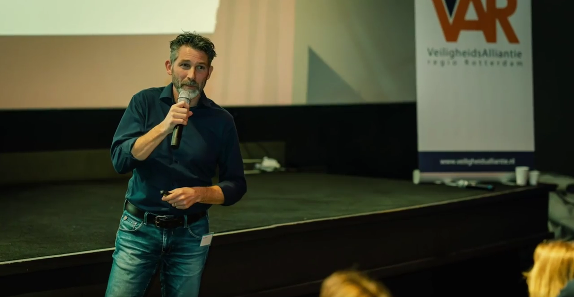 De impact van cybercriminaliteit op ouderen: een persoonlijk verhaal.